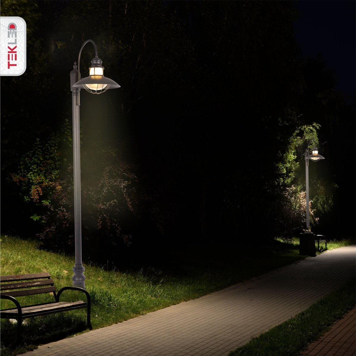 Outdoor application for Sunflower Post Top Lamp Matt Black Clear Glass E27 2.45M