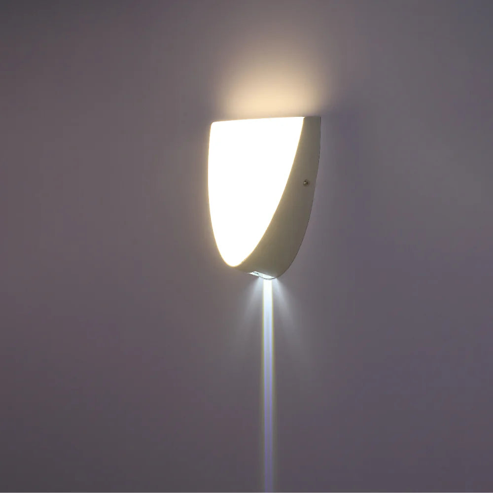 Semi-ellipse Plastic Modern LED Outdoor Wall Light 15W 1